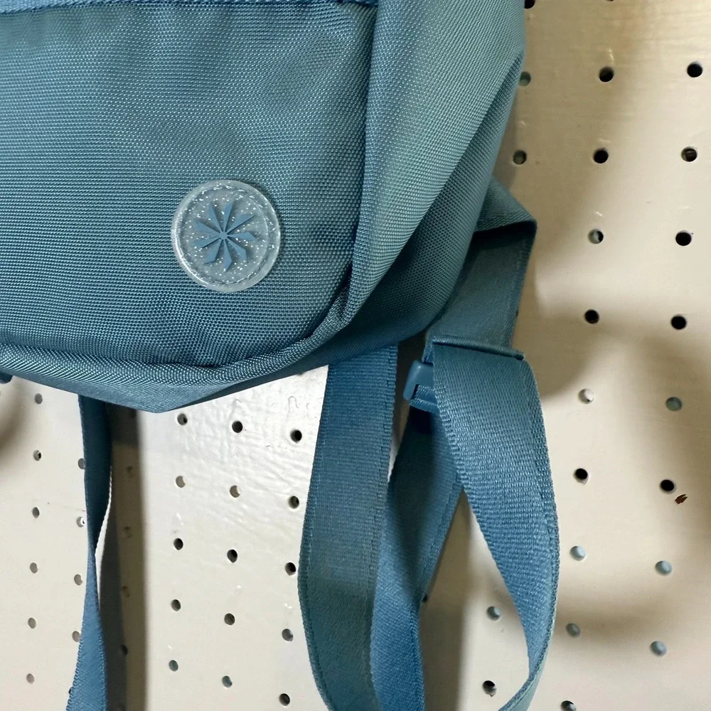 Athleta Girl Power Up Mini Small Backpack Teal Kids Zipper School Travel‎ Bag